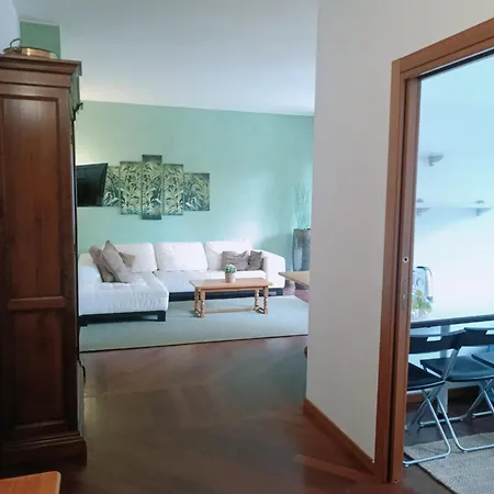 شقة Casa Albani Wifi & Comfort Tra Centro E Aeroporto *