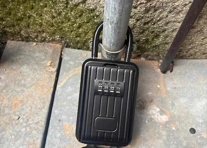 アパート Casa Albani Wifi & Comfort Tra Centro E Aeroporto